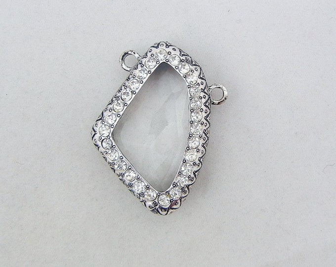 Dimensional Faceted Glass Teardrop Rhinestone Edged Double Link Pendant