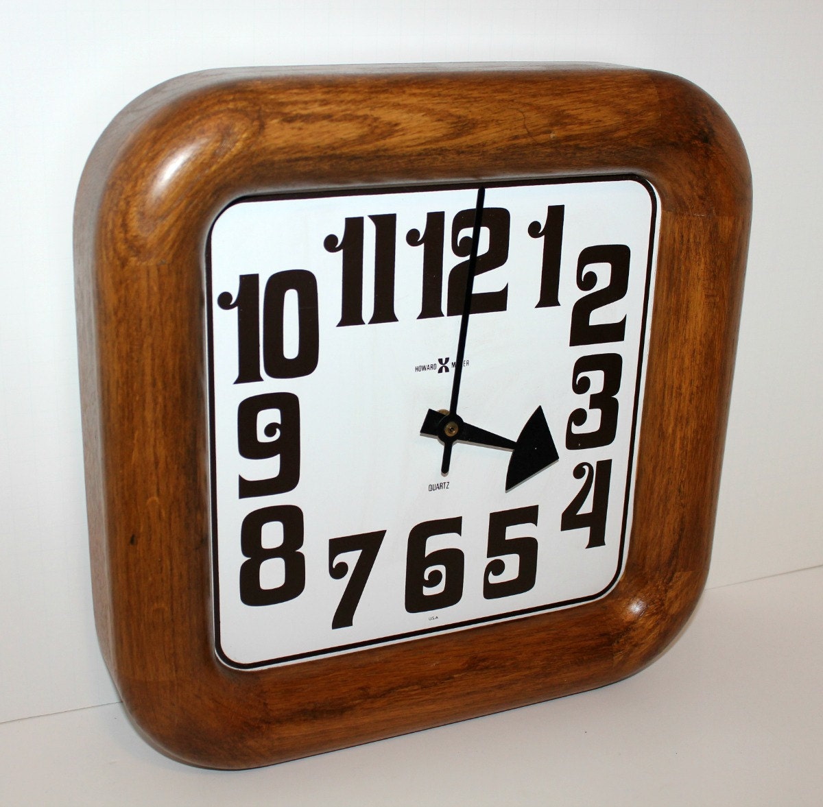 Vintage Howard Miller Wall Clock Wood Large Numbers Easy to
