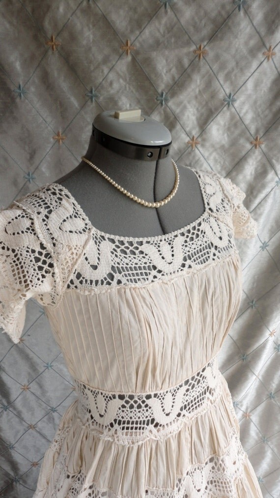 Wedding Dress // Vintage 1970s Bisque Boho Mexican Lace