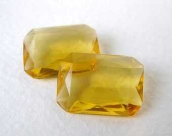 Vintage Rhinestone Glass Jewel Light Topaz Octagon Transparent 18x13mm rhs0397 (2)