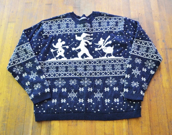 Disney Christmas Sweater Size XL