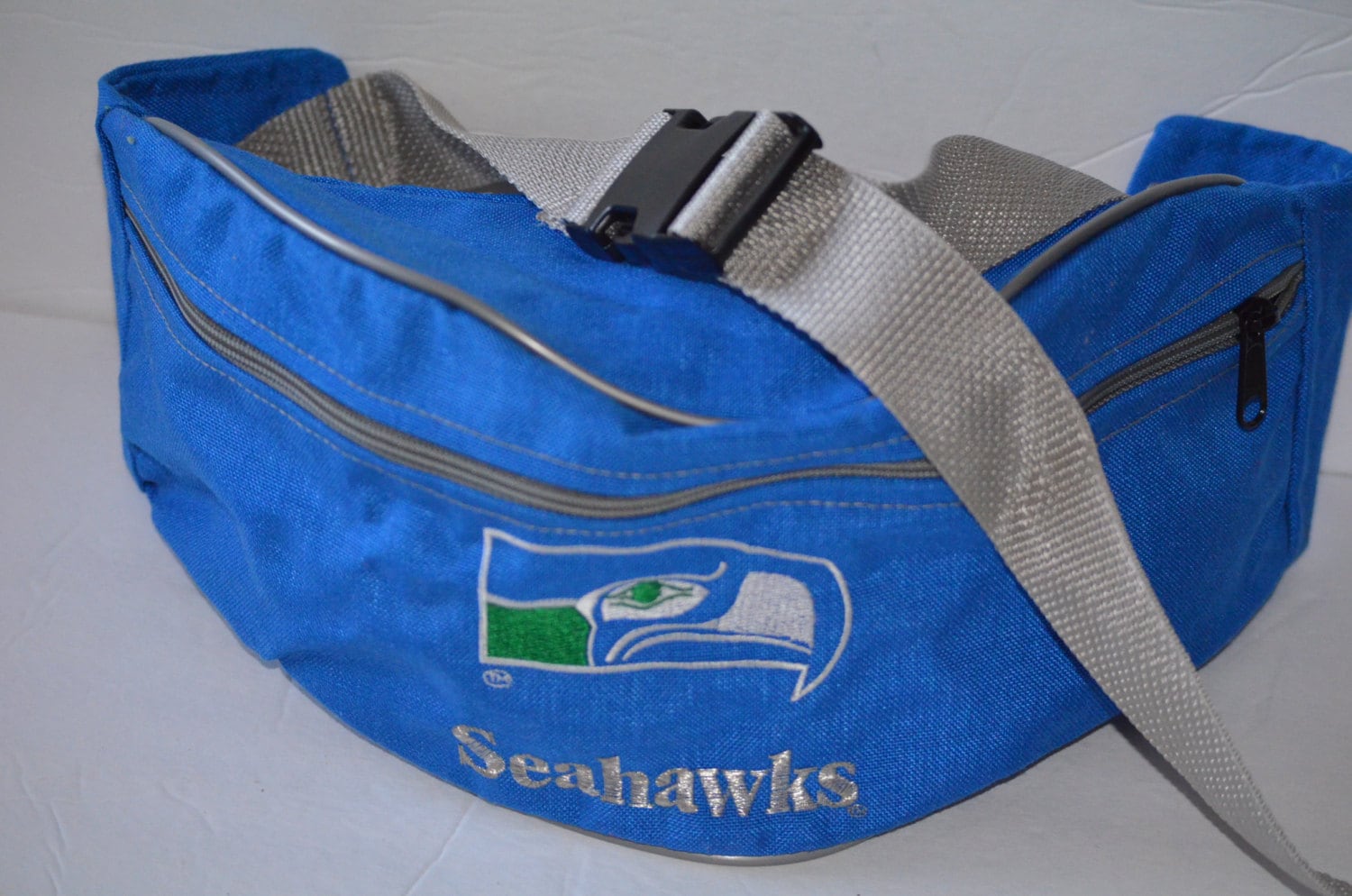 Our Favorite Vintage Fanny Packs IUCN Water