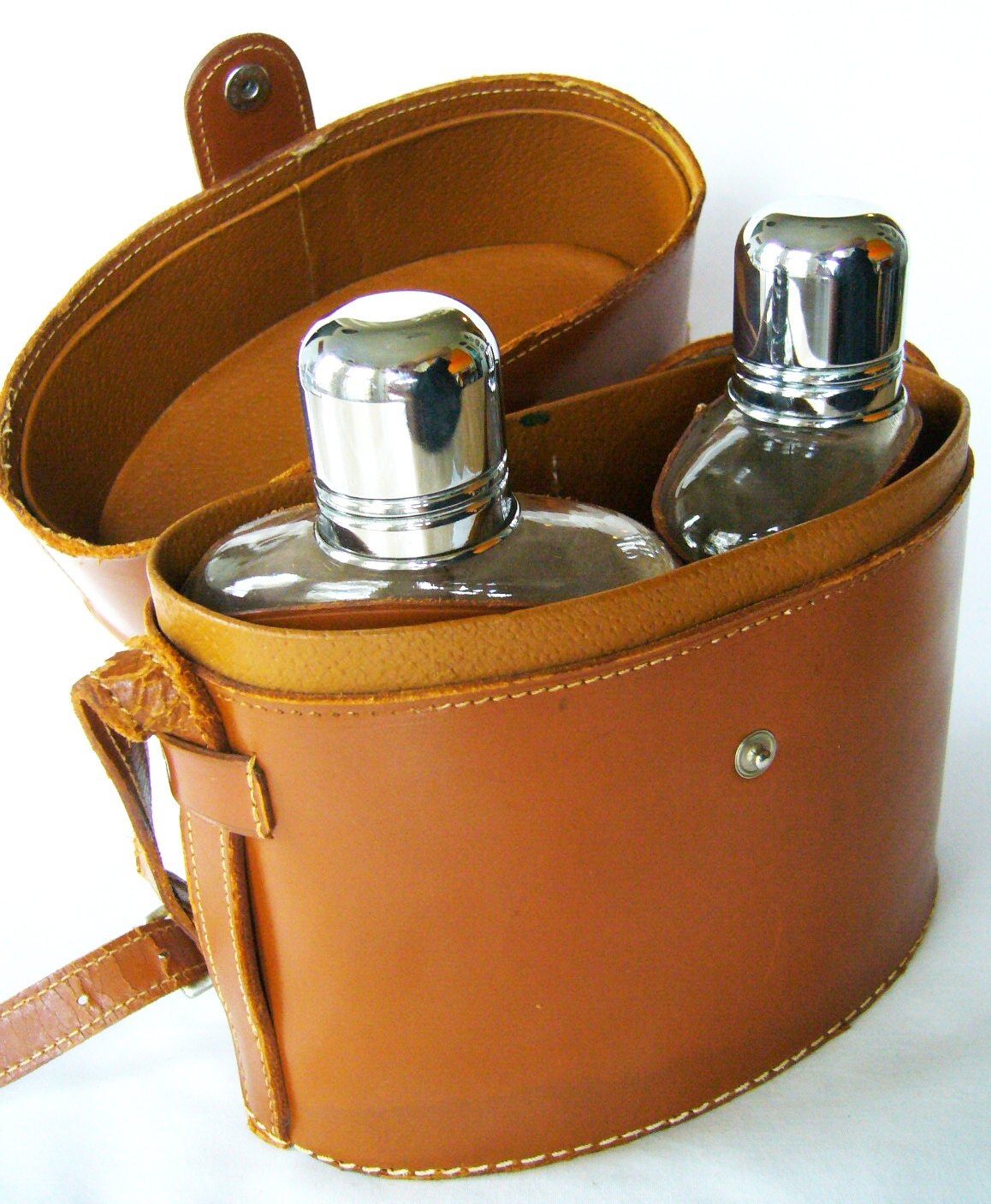 Vintage Leather Liquor Travel Case w/ Glass Bottles Chrome