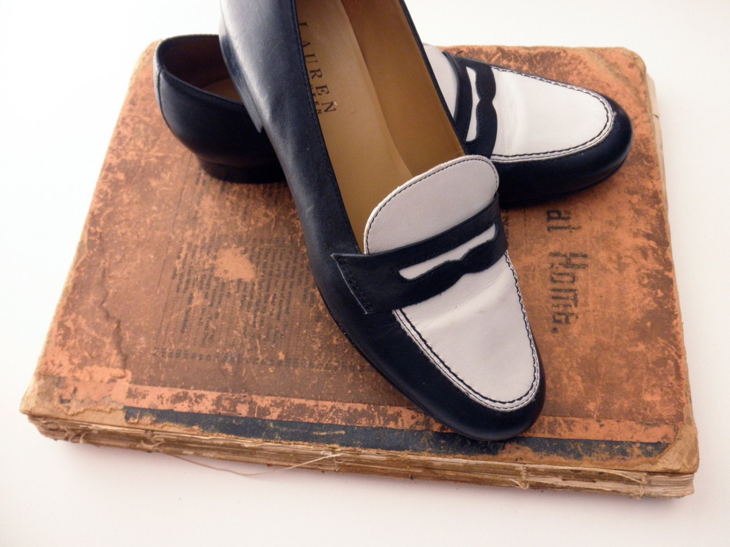 vintage RALPH LAUREN loafers leather white navy size 7B