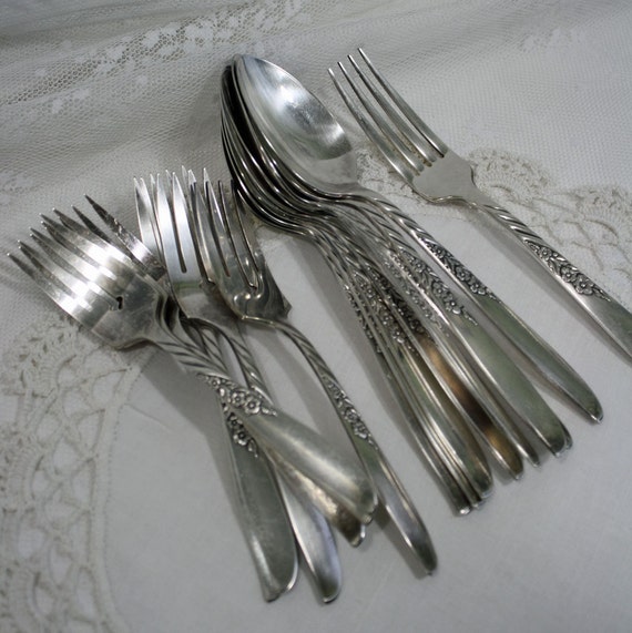 Silver Overlaid Flatware Wm A. Rogers Oneida Wildwood