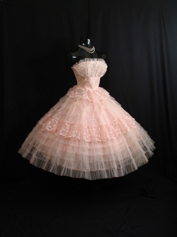 Vintage 1950's 50s Bombshell STRAPLESS Pink Tiered Layered