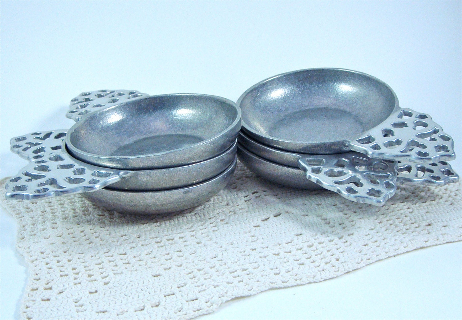 Vintage Wilton Armetale RWP Pewter Porringer Lace Filligree