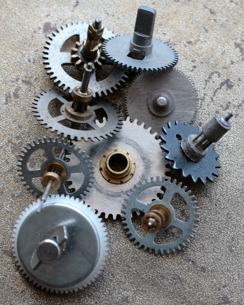 Vintage clock brass gears set of 9 D9