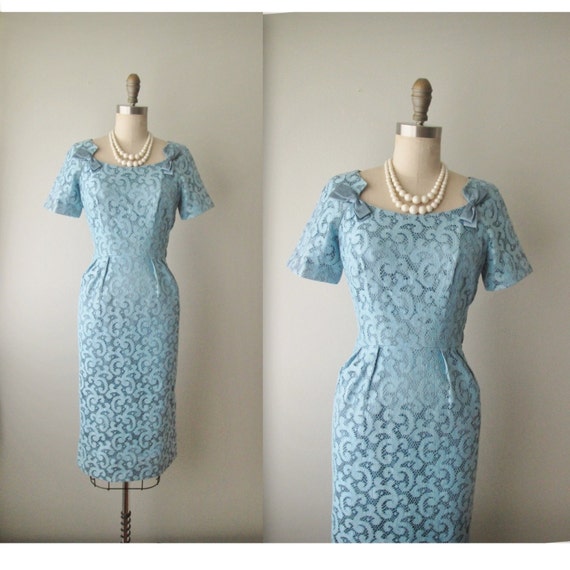50's Wiggle Dress // Vintage 1950's Blue Lace Fitted