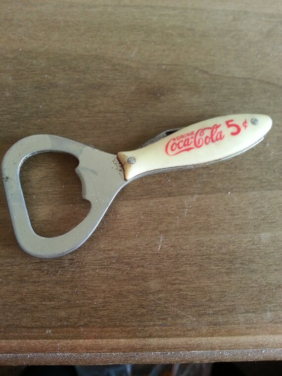 vintage opener alligator bottle Church Vintage 1950s Cola Key Folding and Opener Bottle Knife Coca Red vintage opener alligator bottle Church Vintage 1950s Cola Key Folding and Opener Bottle Knife Coca Red