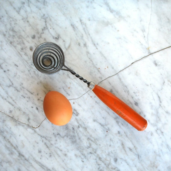 Vintage Egg Separator Lifter Scoop Wire with Wood Handle