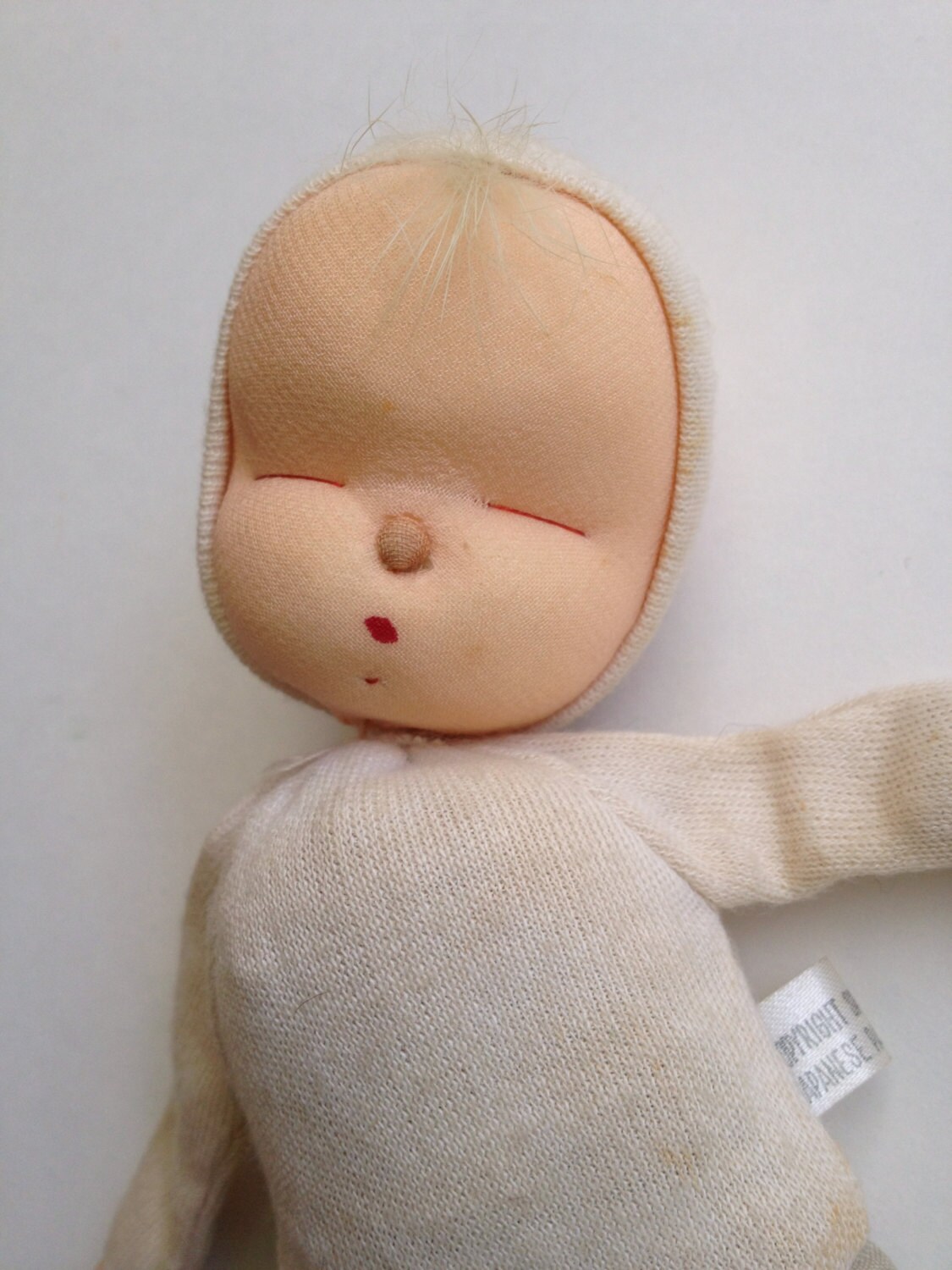 sleepy doll eyes