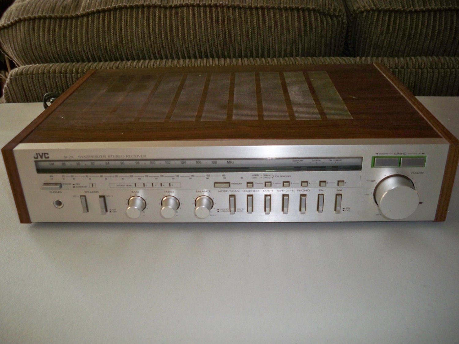 Vintage JVC R2x Stereo am/fm Receiver