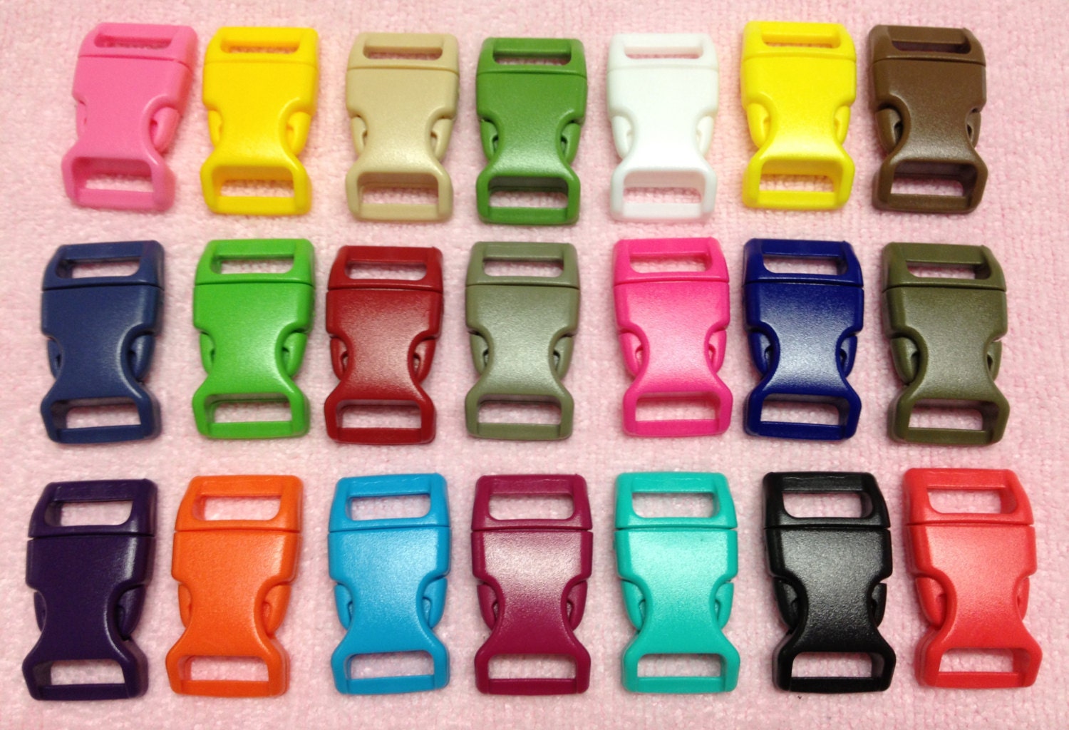 30pc 5/8 16mm Contoured Siderelease Plastic Buckles