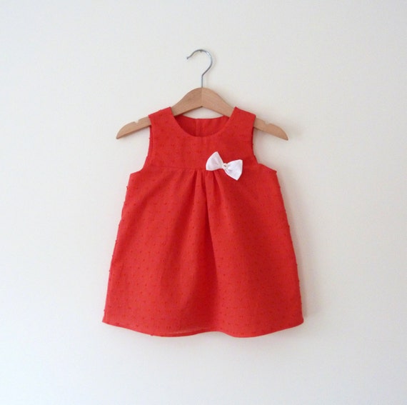 Items similar to Girls Valentine Red Dress With Cream Bow on Etsy