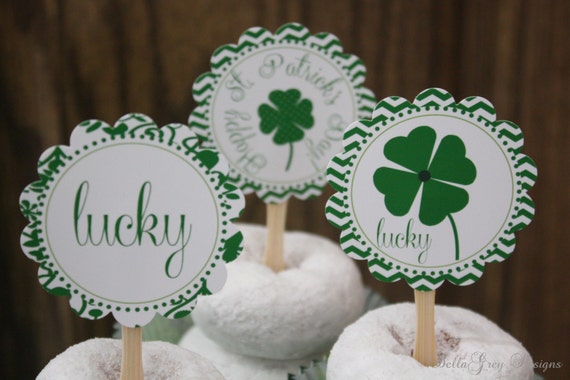 St. Patrick's Day Birthday Party Circle Lucky Cupcake Toppers Il_570xn