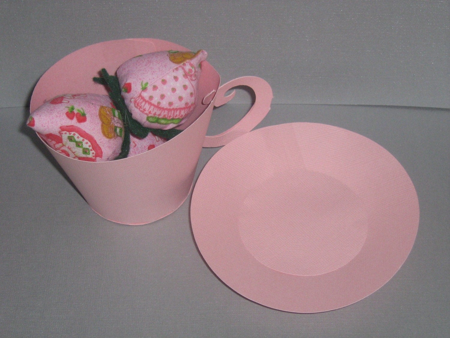 3D Paper teacup favor boxes for tea by ThePaperdollPrincess