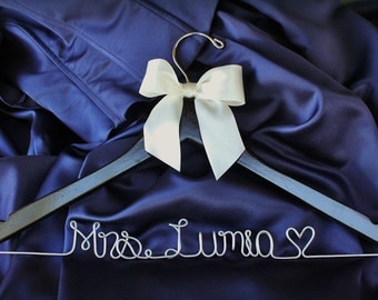 Personalized Bridal Wedding Hanger. Bridal Hanger. Bridal Party. Custom Hanger. Comes With Bow.
