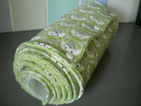 Unpaper Towels with Snaps and Plastic Tube by RaisingGreenKids