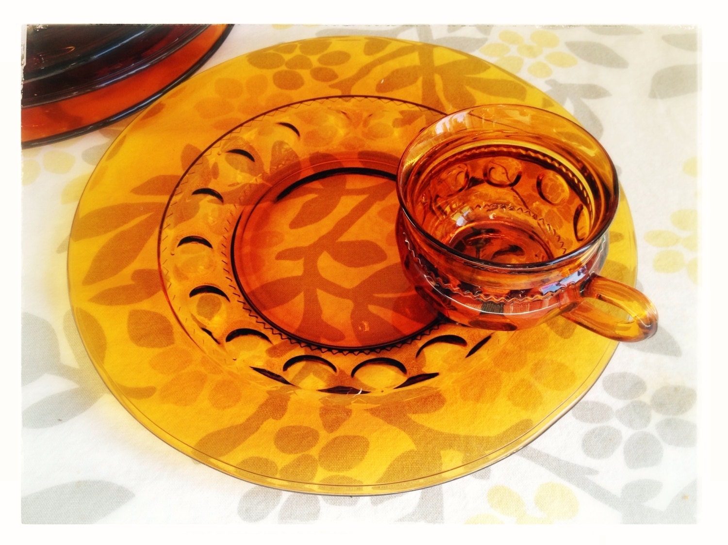 Vintage Glass 5 Amber Glass Snack Sets Kings by