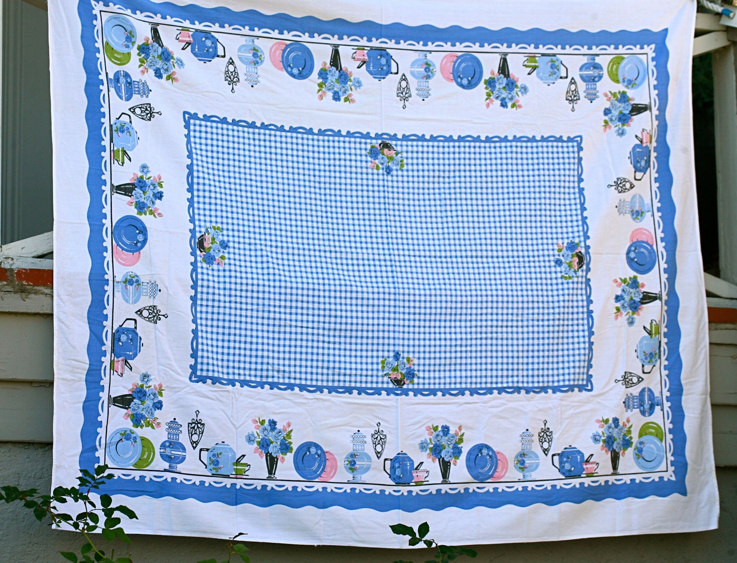 Vintage Blue Tablecloth Plaid Center