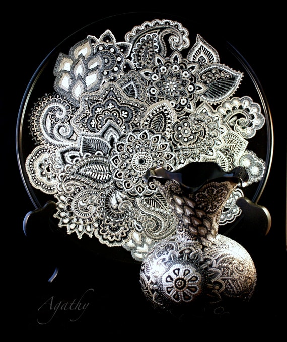 Items similar to Hand decorated plate "Silver&Platinum" homedecor