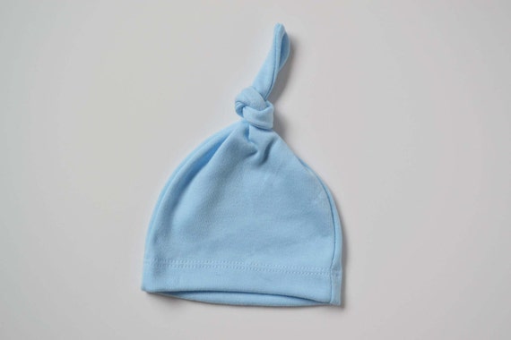 Baby boy knot hat. Newborn/ 0-2 months/ XS 100 percent