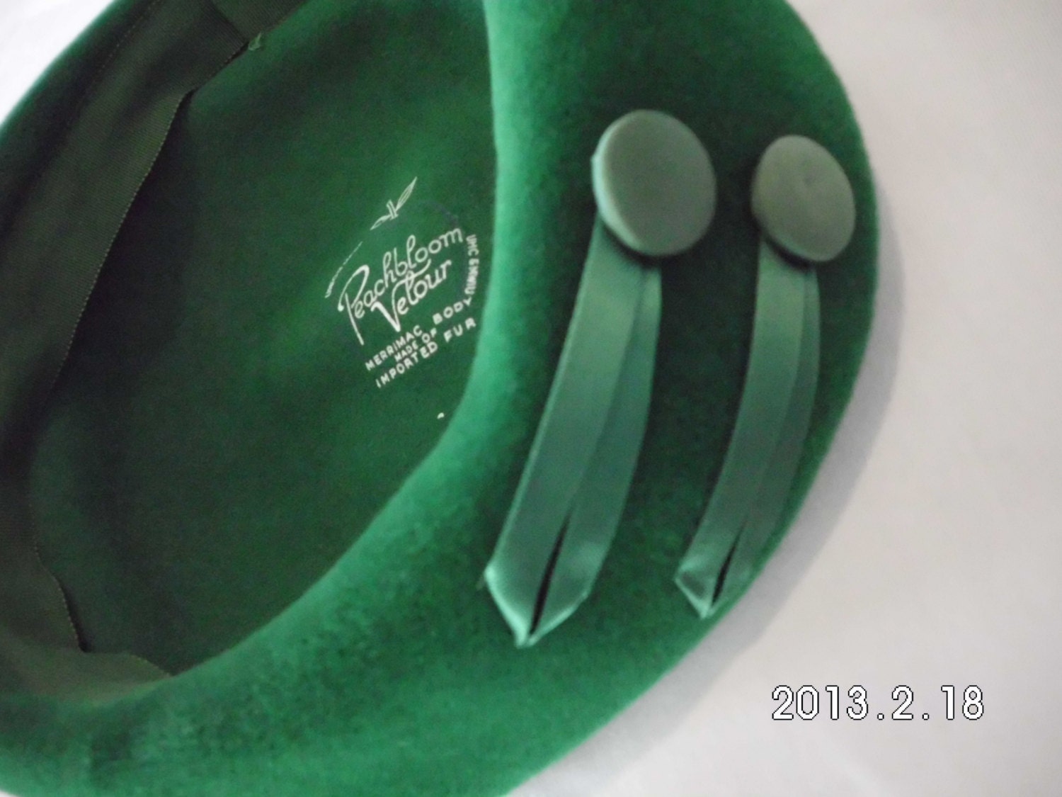 vintage 1940s KELLY GREEN HAT