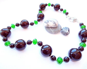 Black Onyx Necklace, Green Glass Beads Necklace, Beaded Necklace, OOAK, Ready to ship
