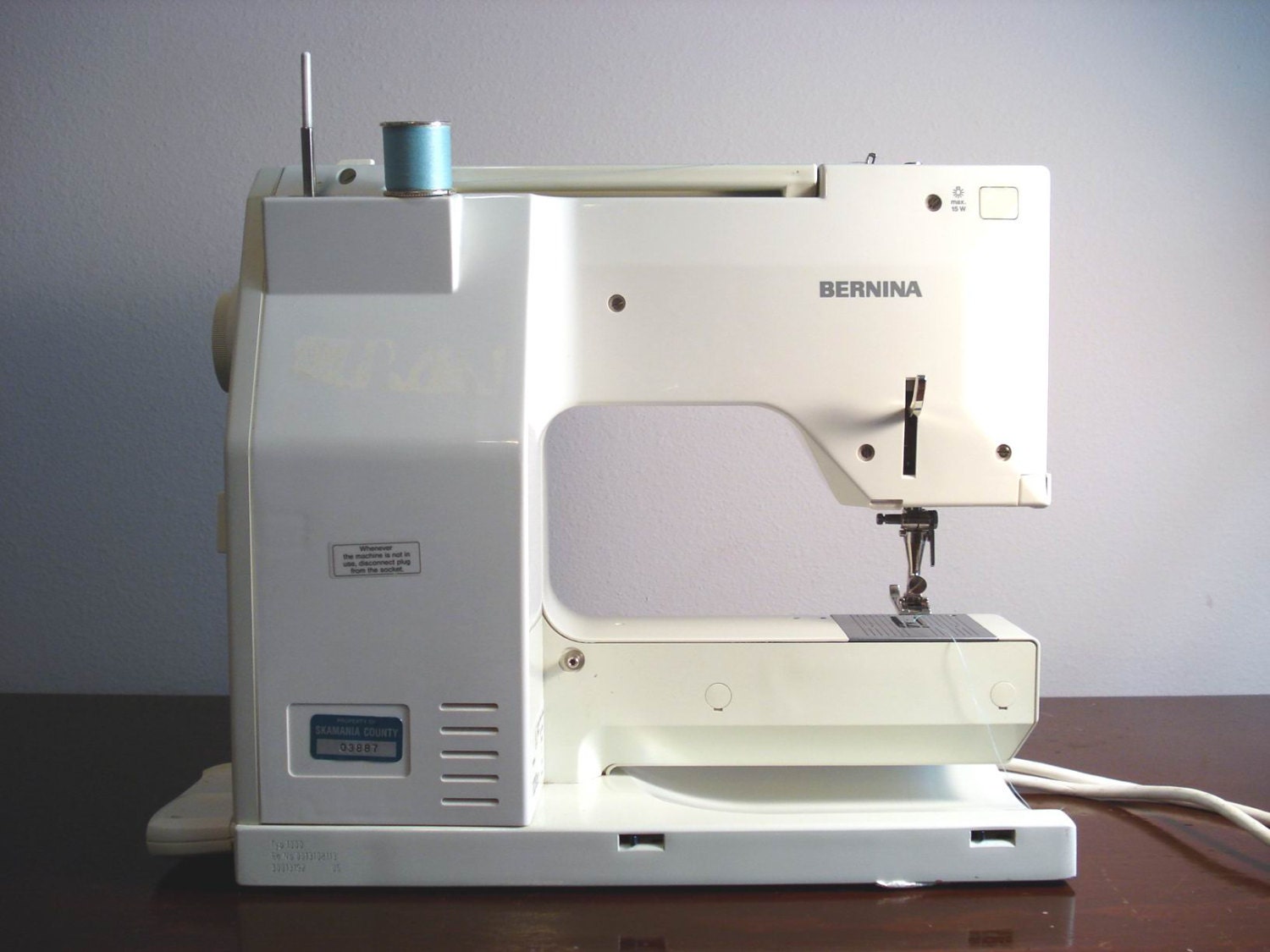 Vintage Bernina 1000 Designer Sewing Machine