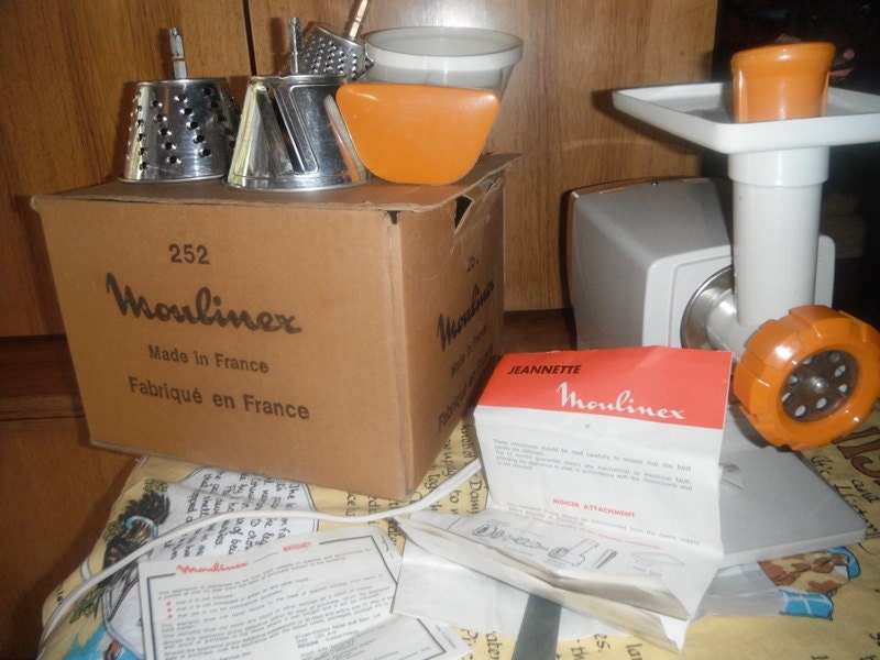 VINTAGE MOULINEX GRINDER No. 252 Original Box