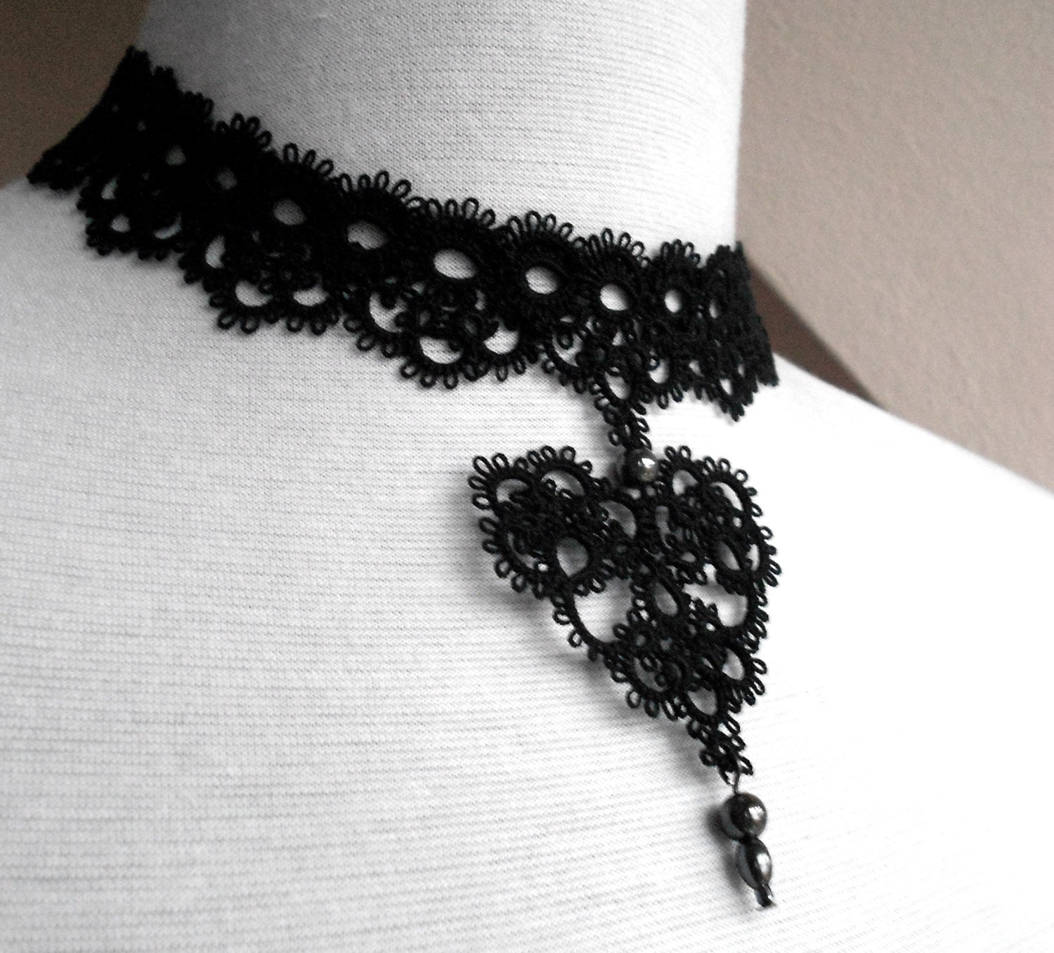 Heart lace choker necklace black Sweetheart