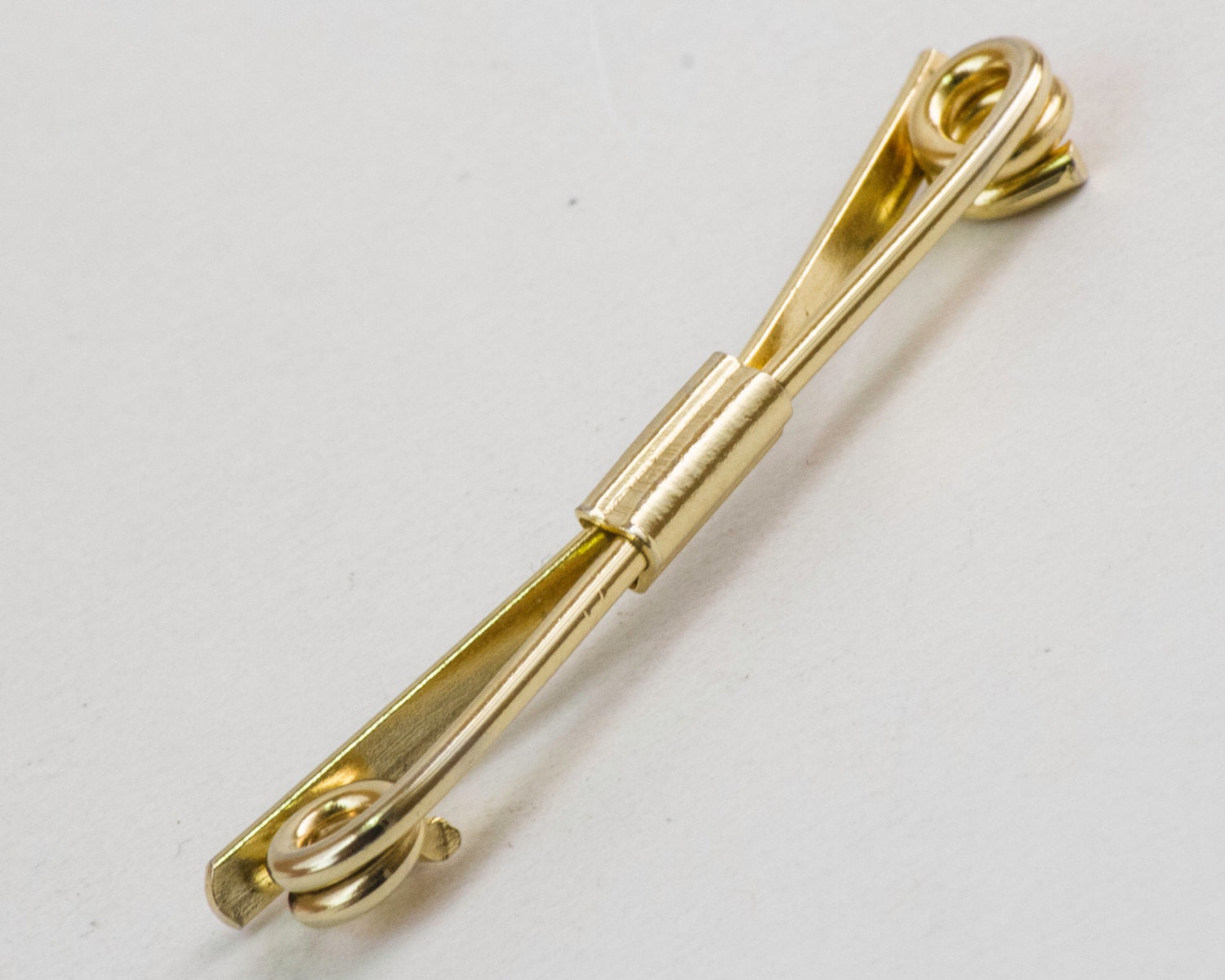 Vintage Collar Bar Spiral Ended Gold Collar Stay by CuffsandClips