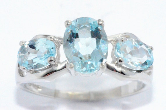 2 Carat Genuine Aquamarine Oval Ring .925 Sterling Silver