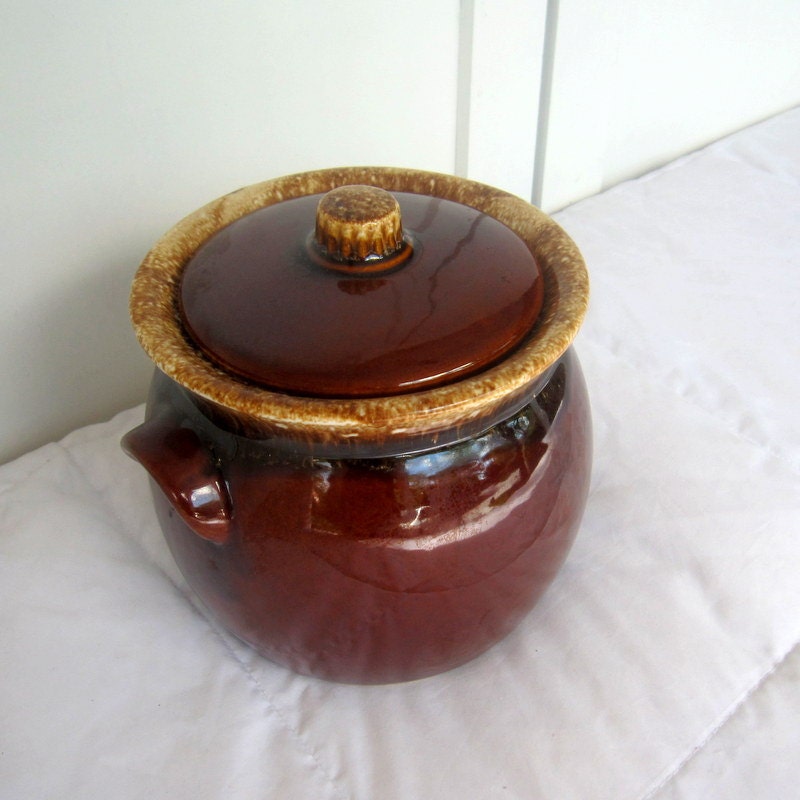 Vintage Brown Drip Bean Pot Large Hull Pottery Piece