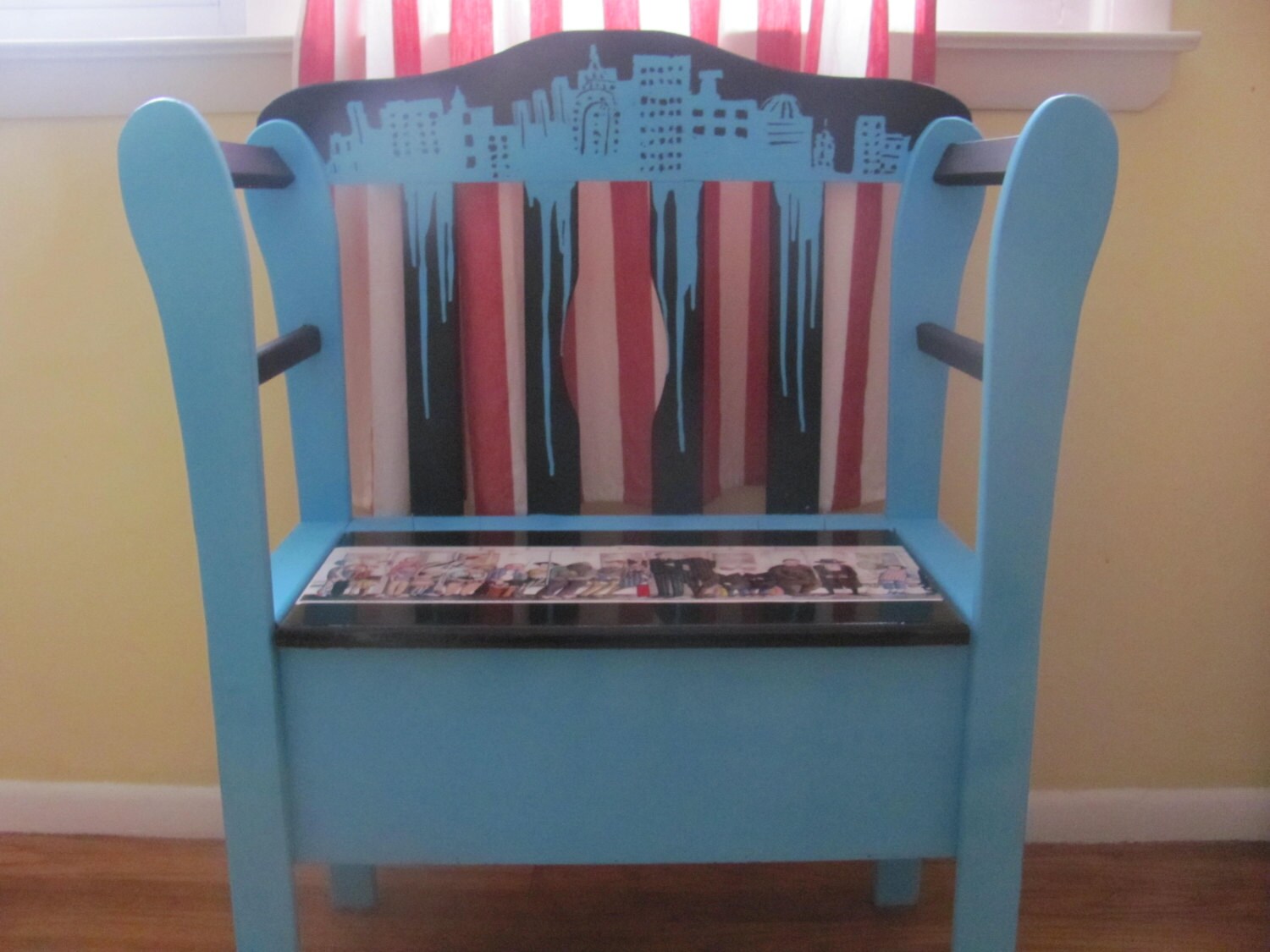 Handpainted Decoupage NYC Themed bench with Nyc skyline and