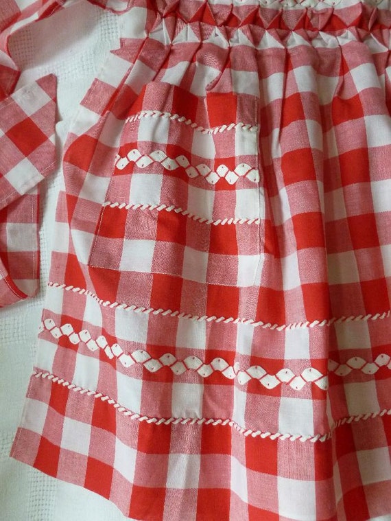 Vintage Retro Red and White Gingham Large Check Apron With
