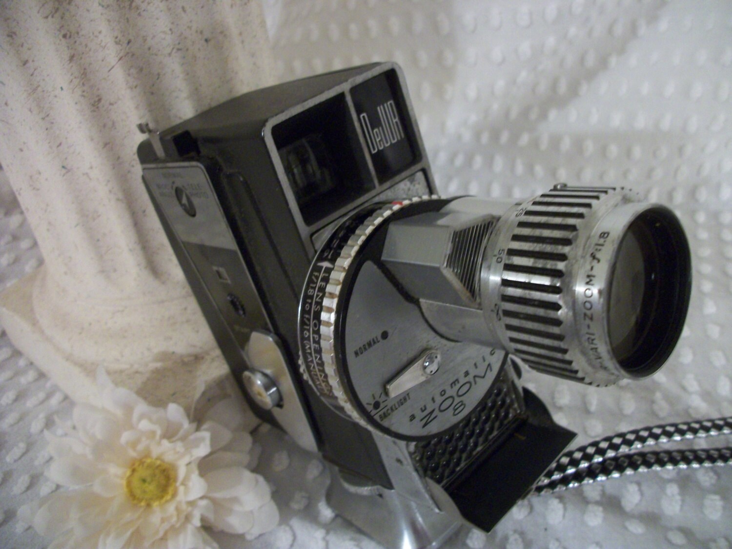 Vintage 1960s DeJur Electra 8MM Film Automatic Zoom Camera