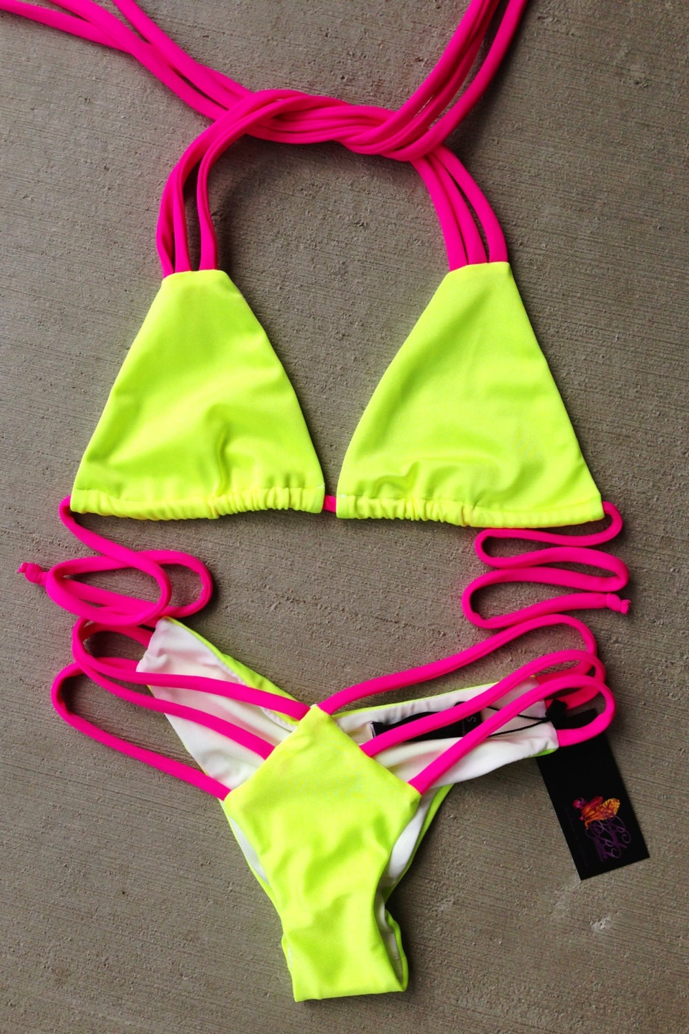 Neon Lemon Tripple strap bikini top and V Cheekies Scrunch