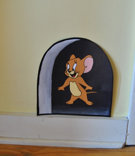 Tom And Jerry Mouse Hole