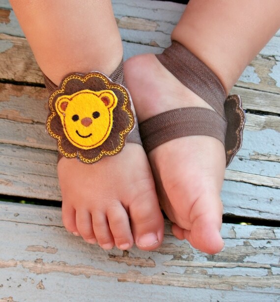 Baby Barefoot Sandals..Lion Feltie..Toddler Sandals..Newborn Sandals ...