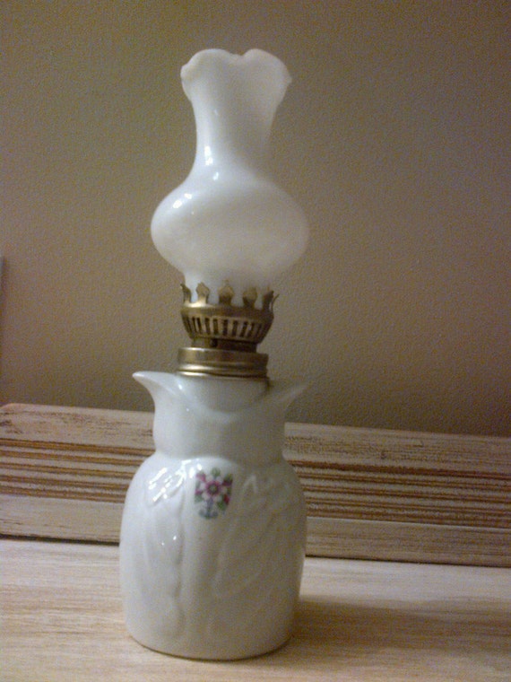 Vintage Antique Owl Oil Lamp