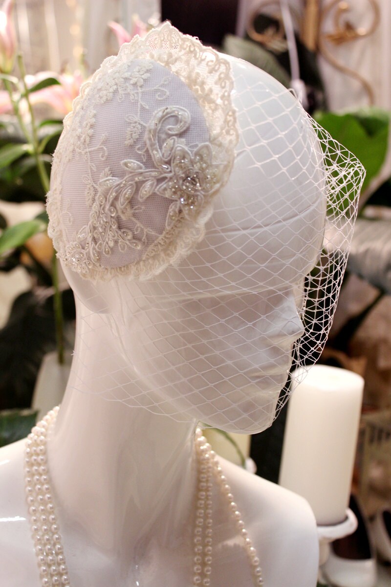 Items similar to Ivory Lace Headpiece Wedding Victorian Piece Vintage Style Bridal Birdcage Veil