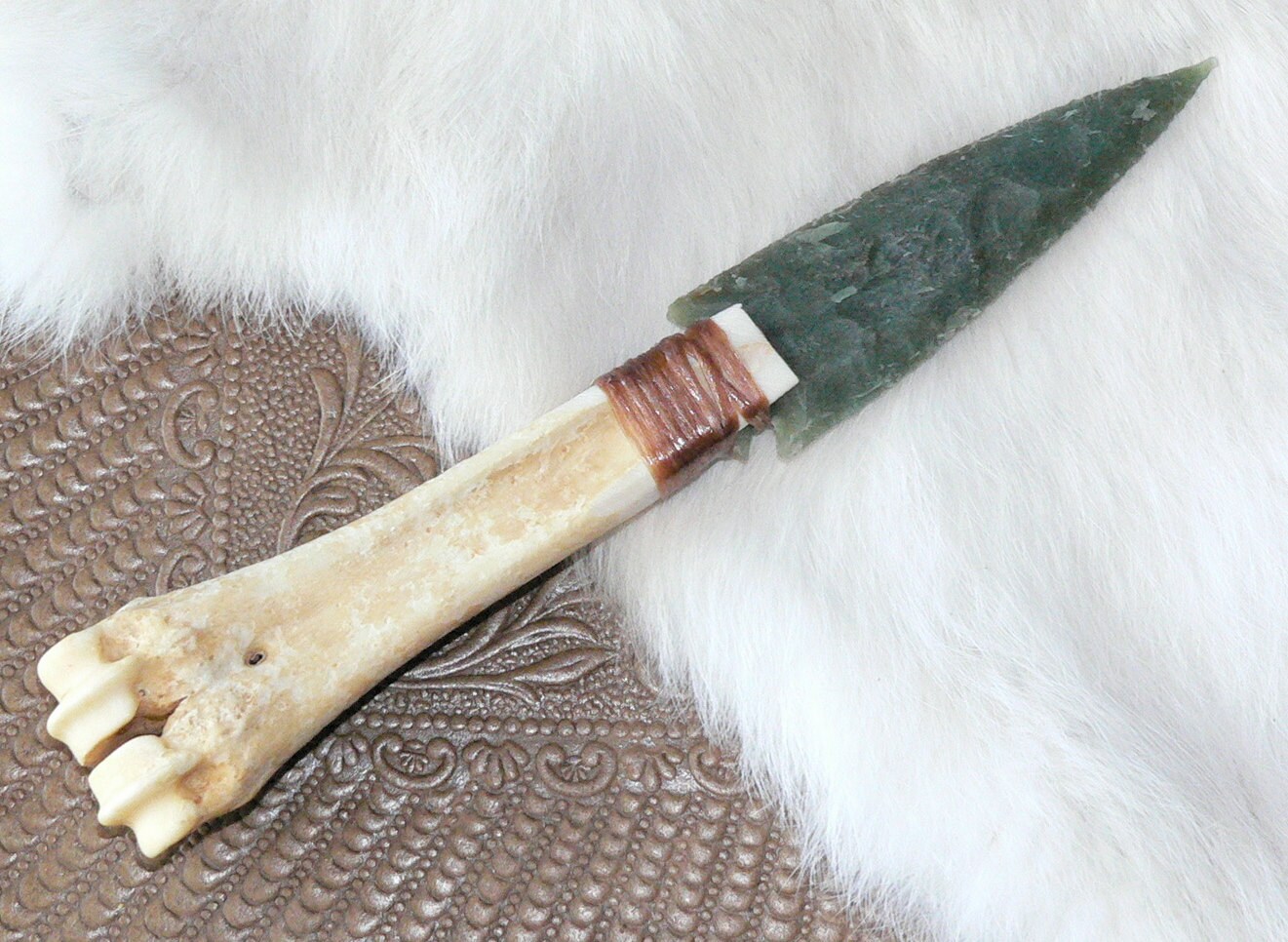 Medium Flint Knapped Agate Stone Blade Arrowhead Knife Deer