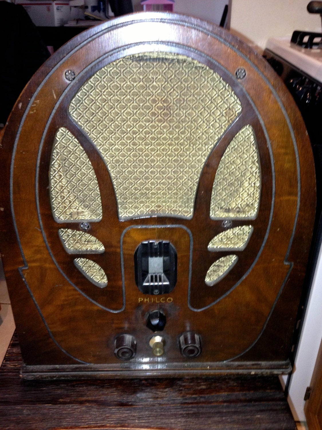 1930 S Philco Wood Cathedral Radio Model 89 19 Series