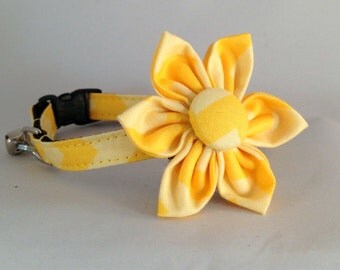 Cat Collar or Kitten Collar with Flower or Bow Tie - Yellow Chevron
