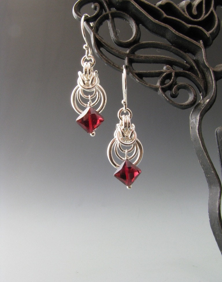 Byzantine Ripple Chain Maille Earrings with Garnet