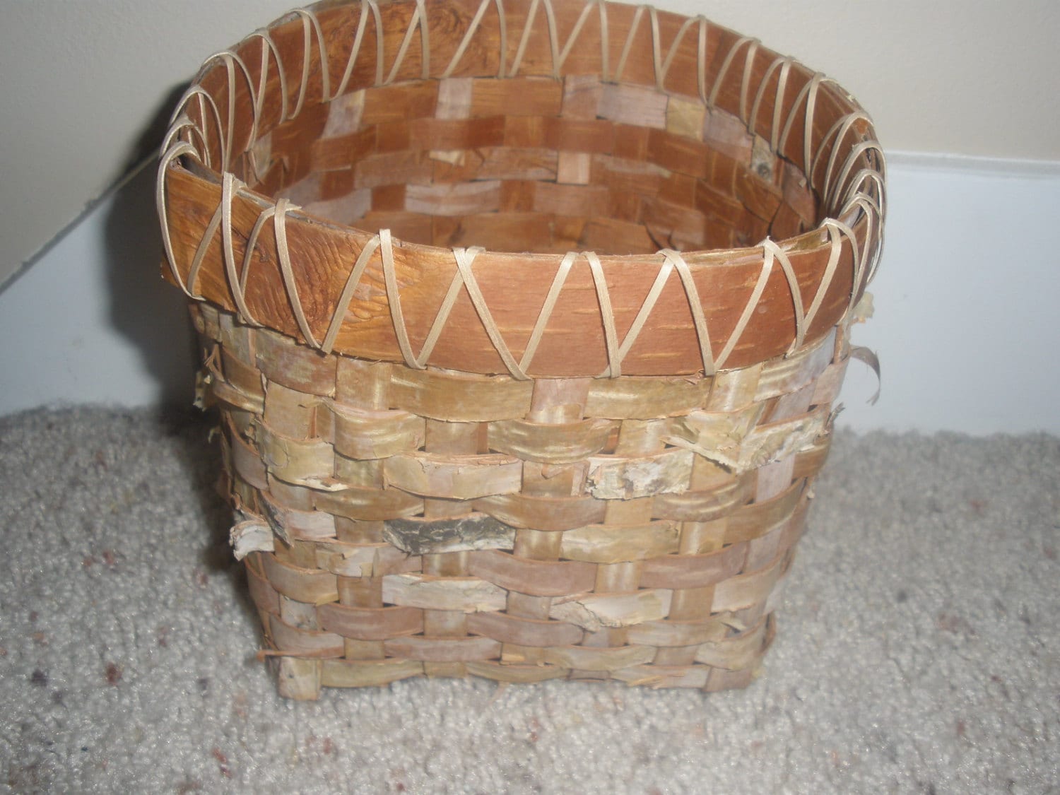 Handwoven Birch Bark Basket by BHBasketsNBeadworks on Etsy