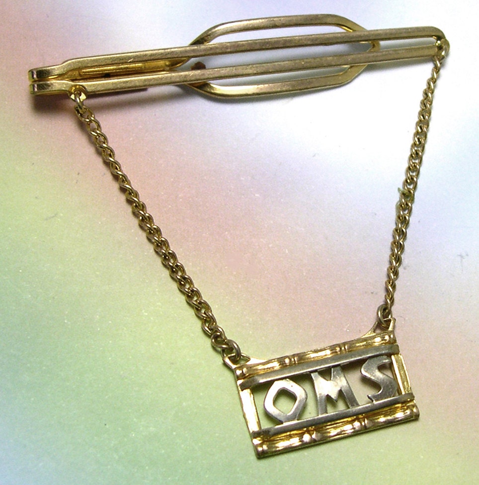 clasp tie