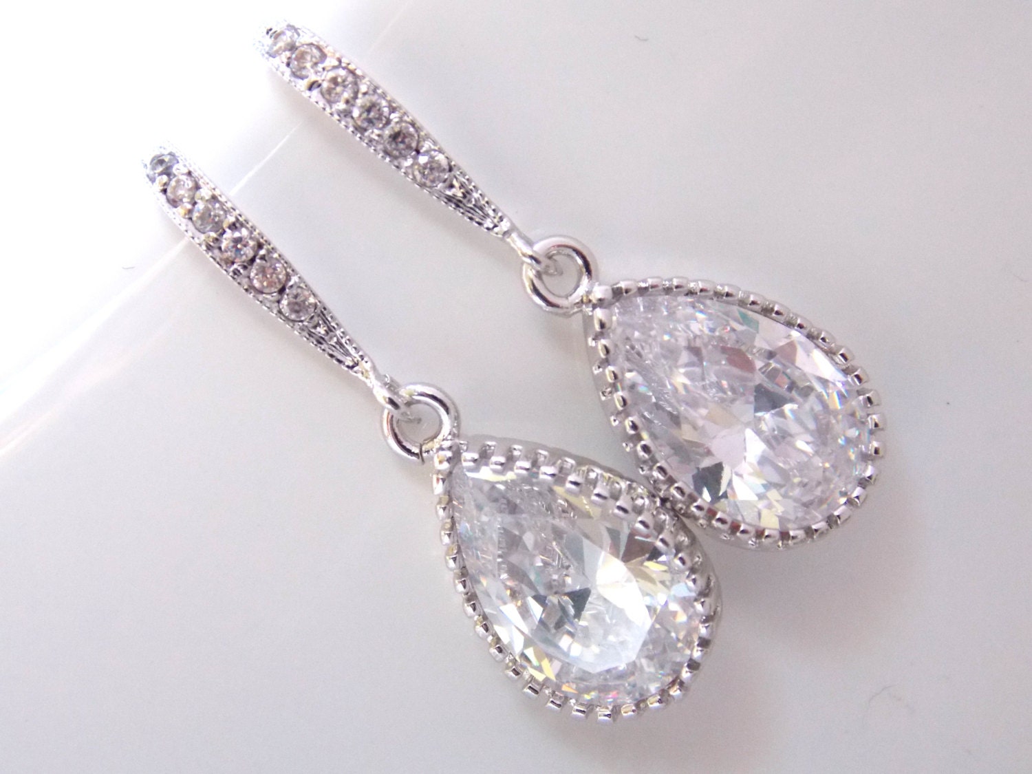 123 Glass Crystal Earrings main image 1
